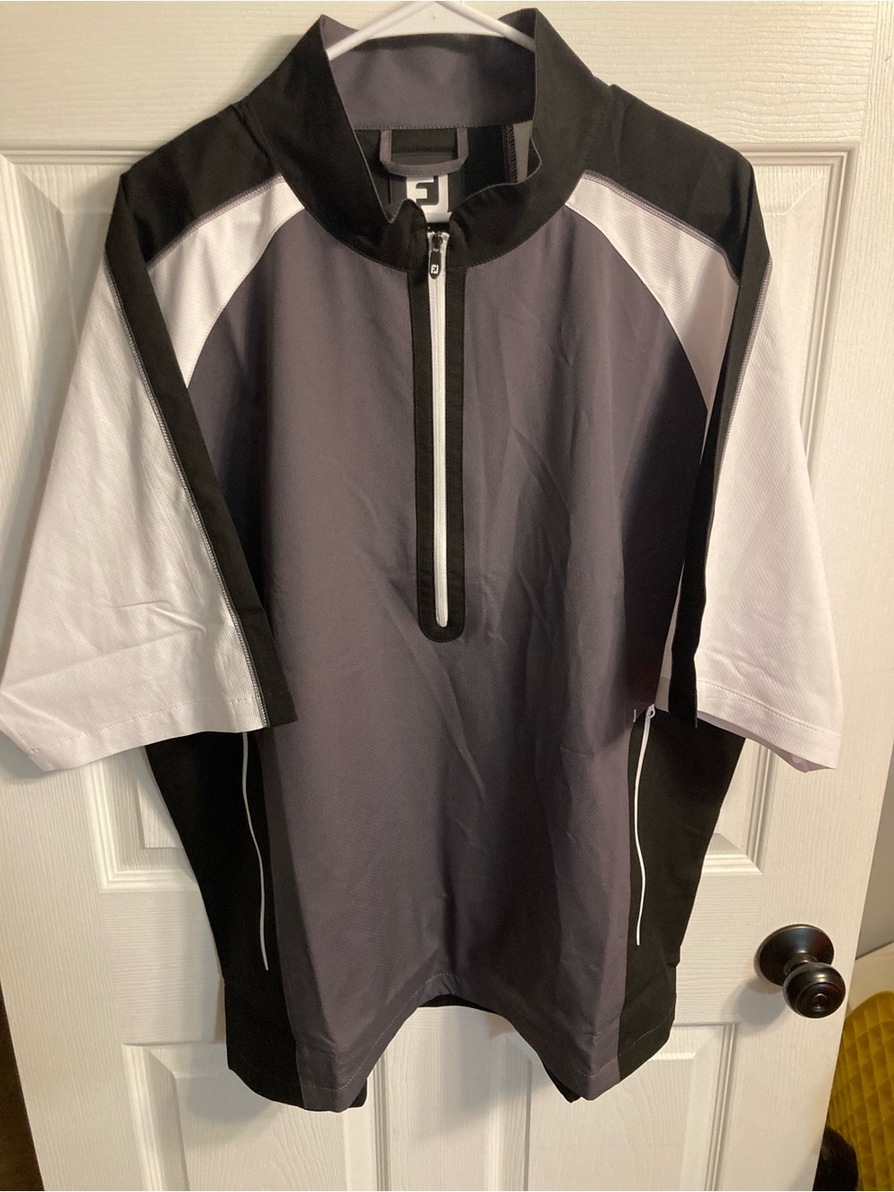 FootJoy Gray, White & Black Short-Sleeve Lightweight Zip Shirt Jacket
